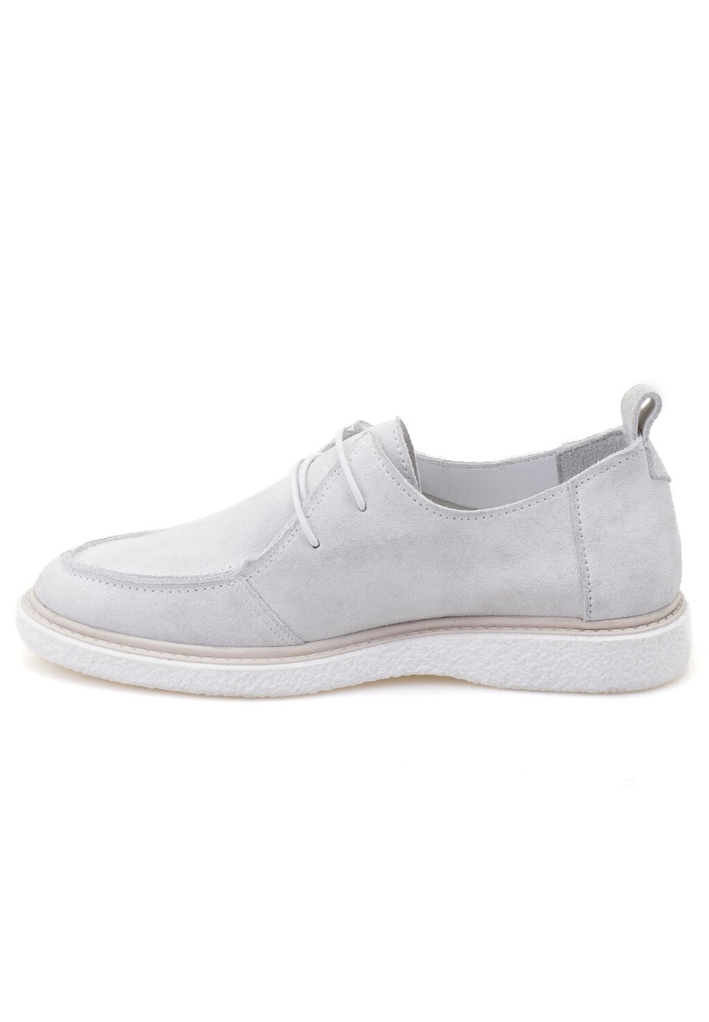 

Спортивные туфли на шнуровке Desa, цвет white