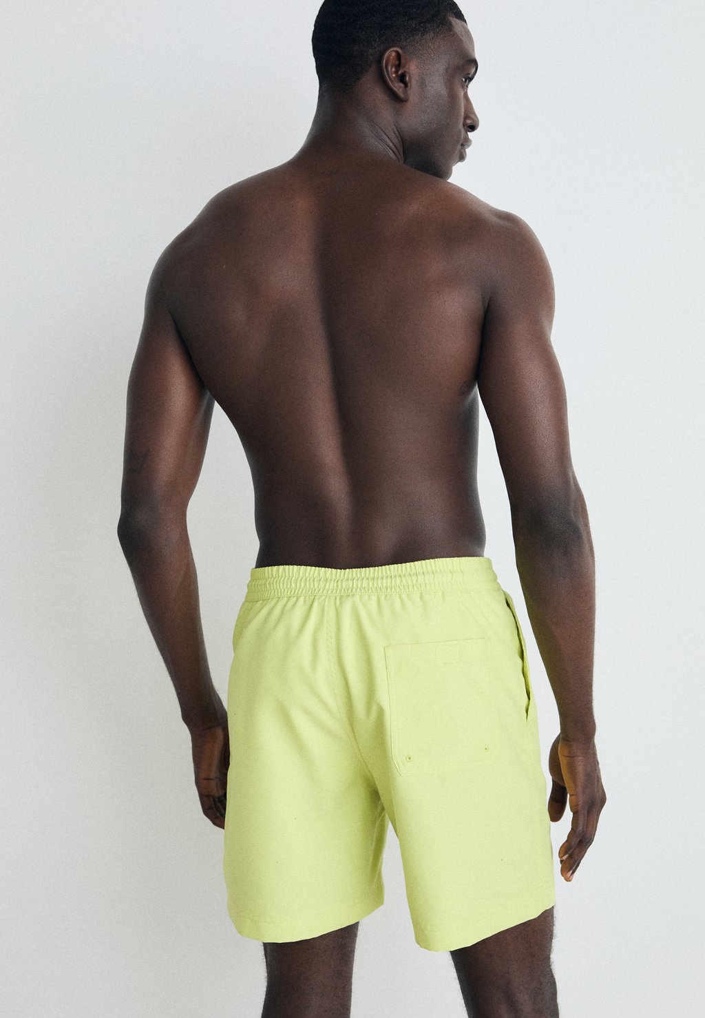 

Плавки Chase Swim Trunks Carhartt WIP, арктический салатовый/золото