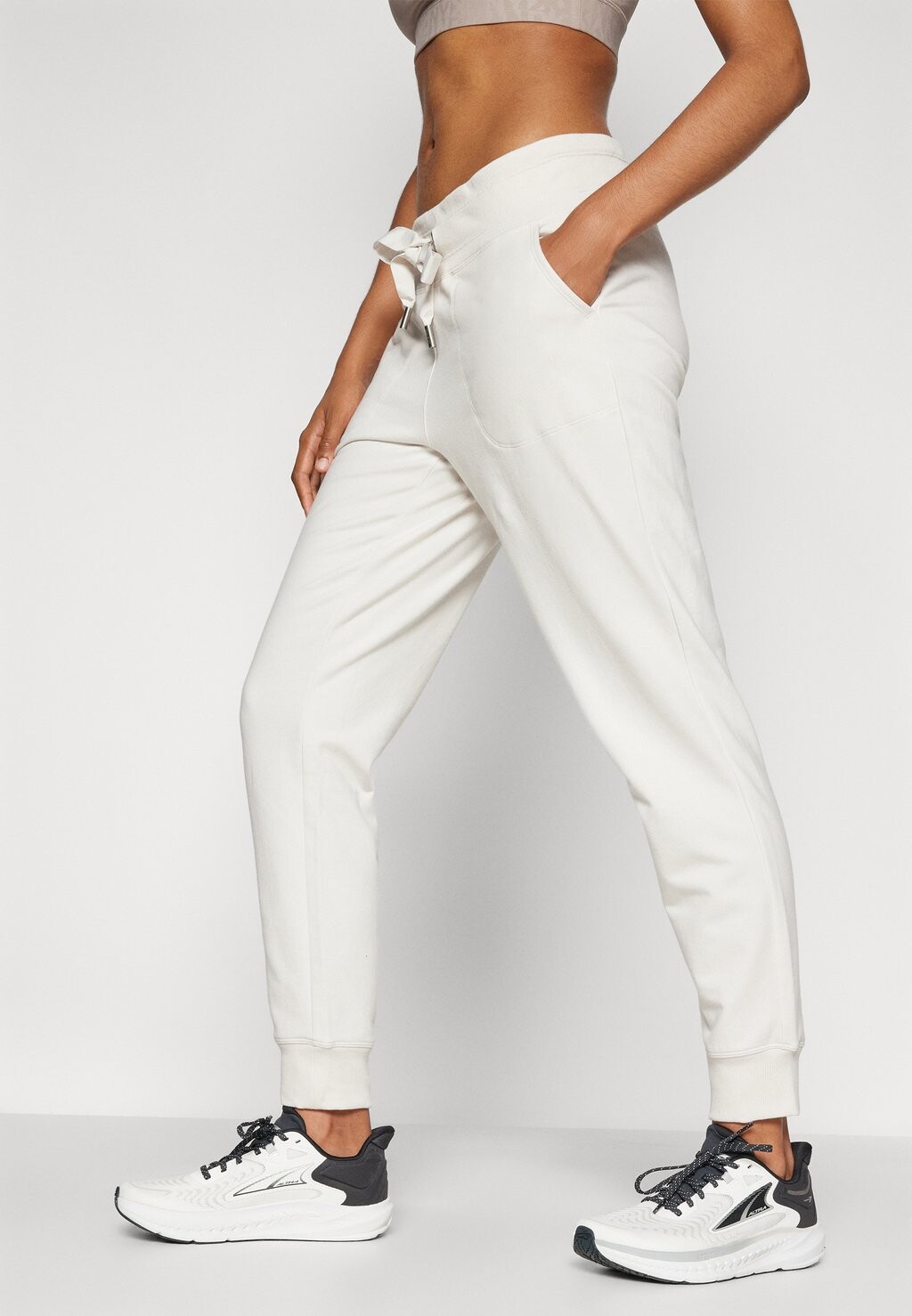 

Спортивные штаны TWO TONE LOGO DRAWCORD JOGGER DKNY, бежевый