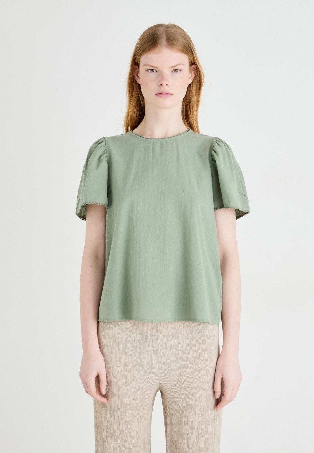 

Блуза VMPRETTY SS WVN GA NOOS Vero Moda, зеленый