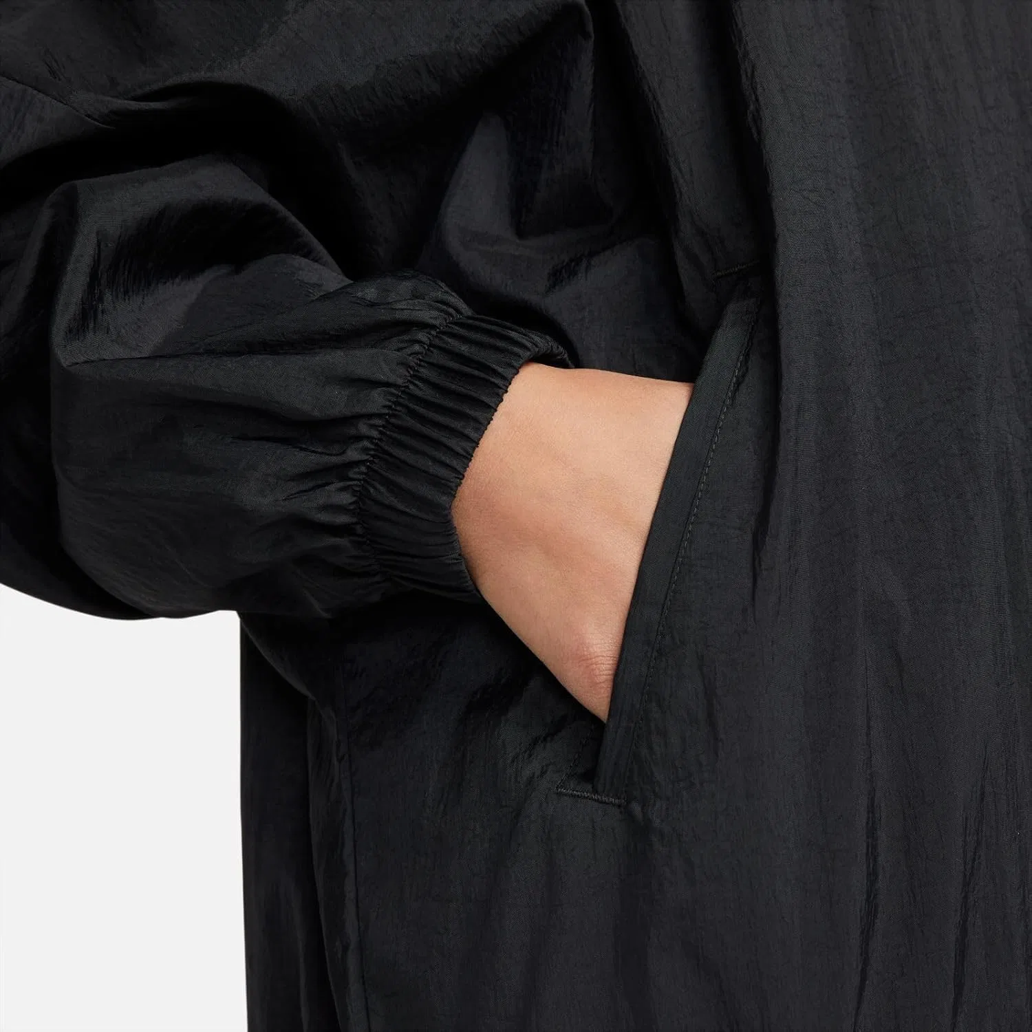 Куртка женская Nike Sportswear Essential, Black/White — фото 4
