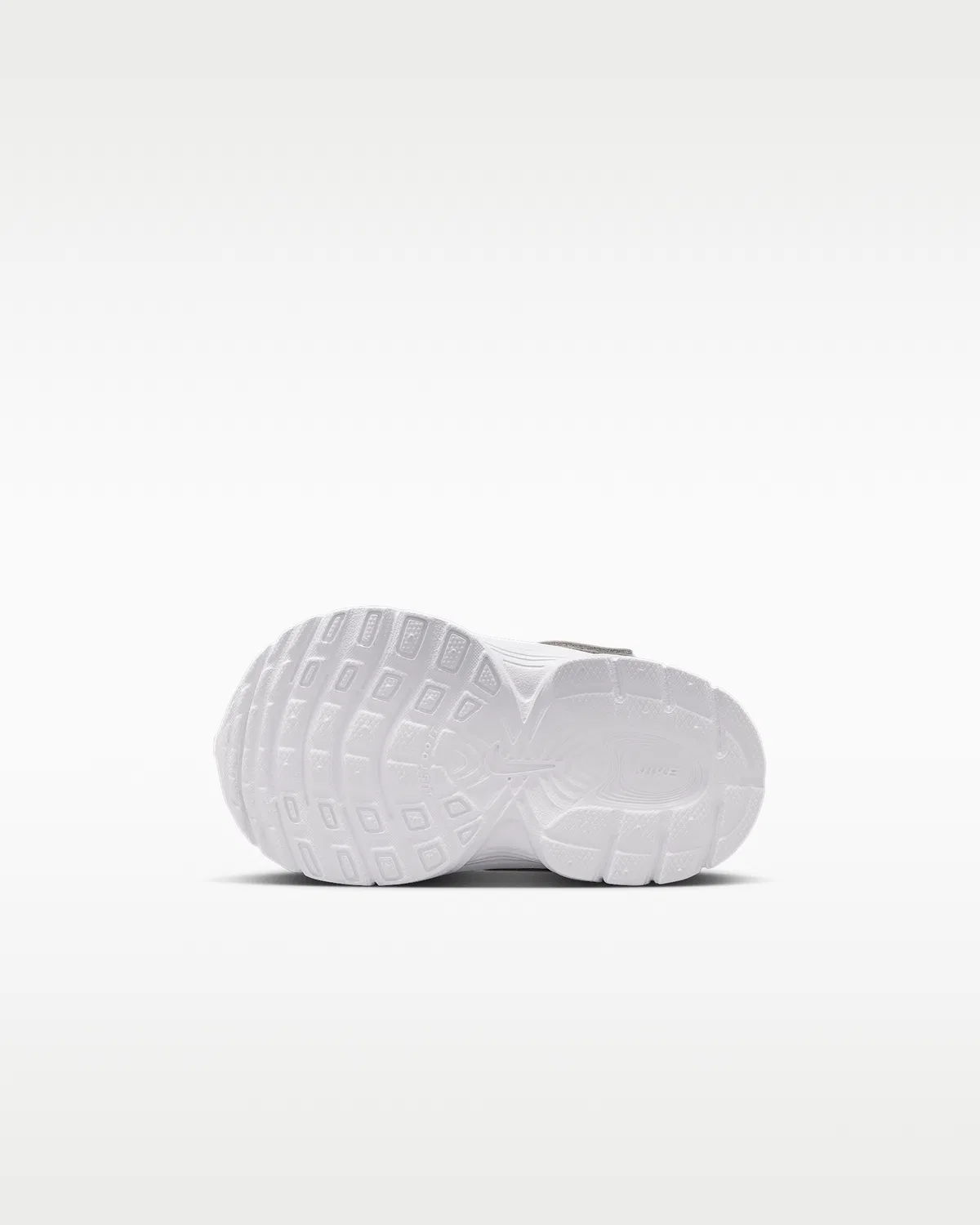 Кроссовки Nike V5 RNR для малышей, Aura/Platinum Tint/Taupe Haze/Moon Particle — фото 2