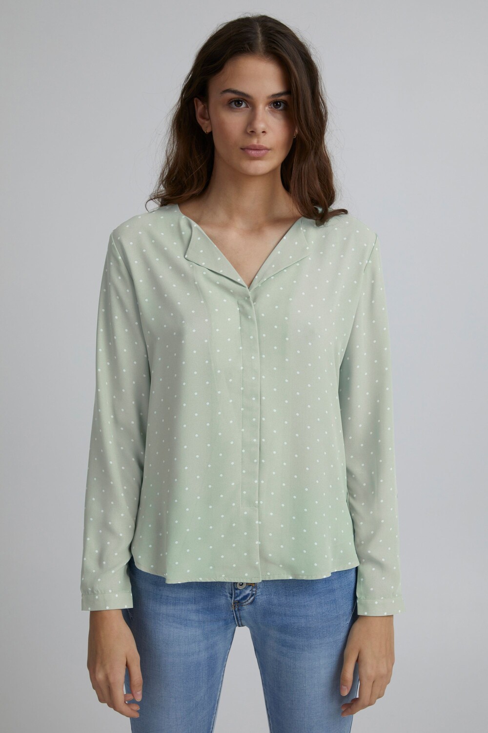 

Блуза b.young Langarm BYHIALICE AOP SHIRT 20807486, зеленый