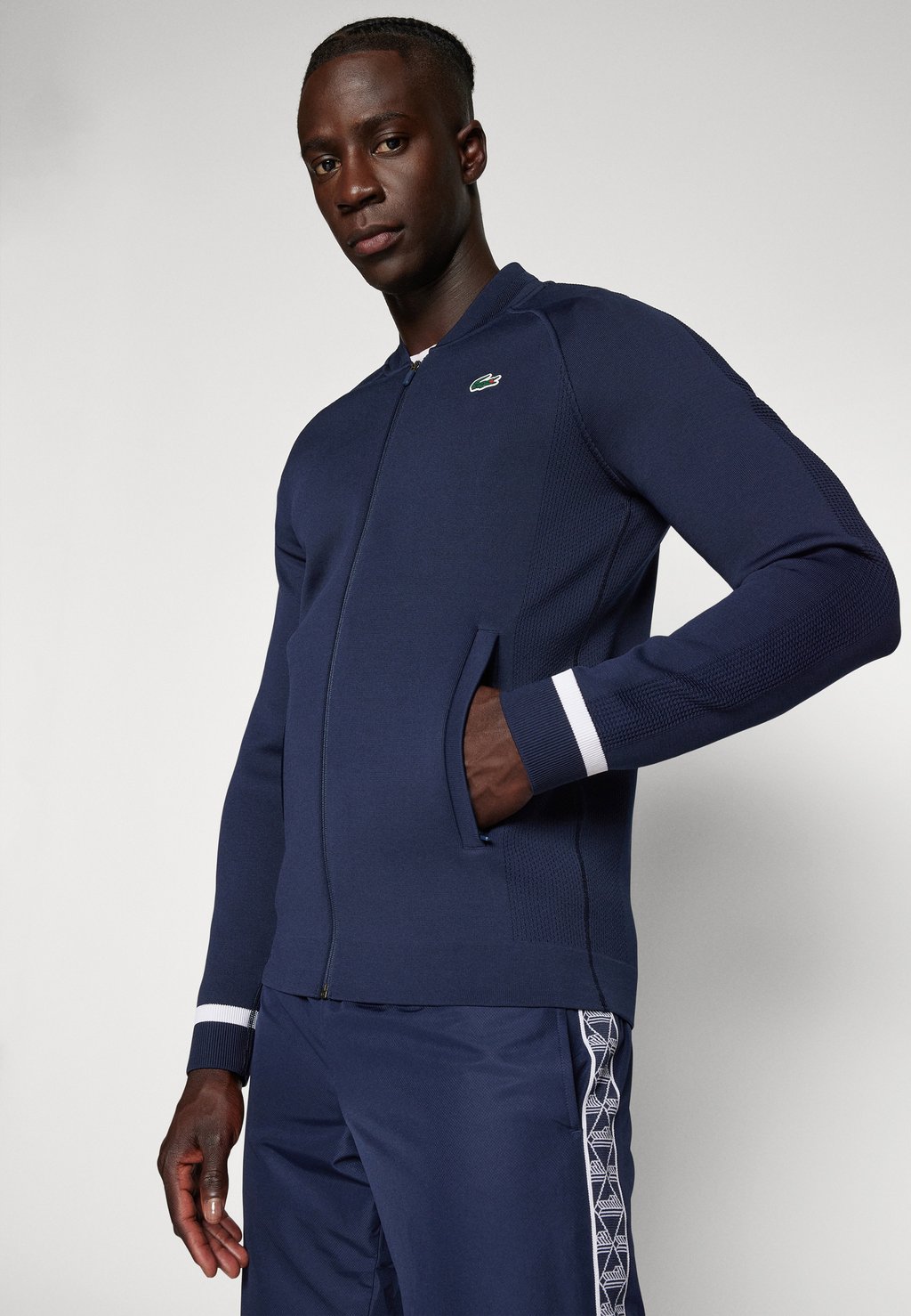 

Тренировочная куртка Lacoste Sport, темно-синий