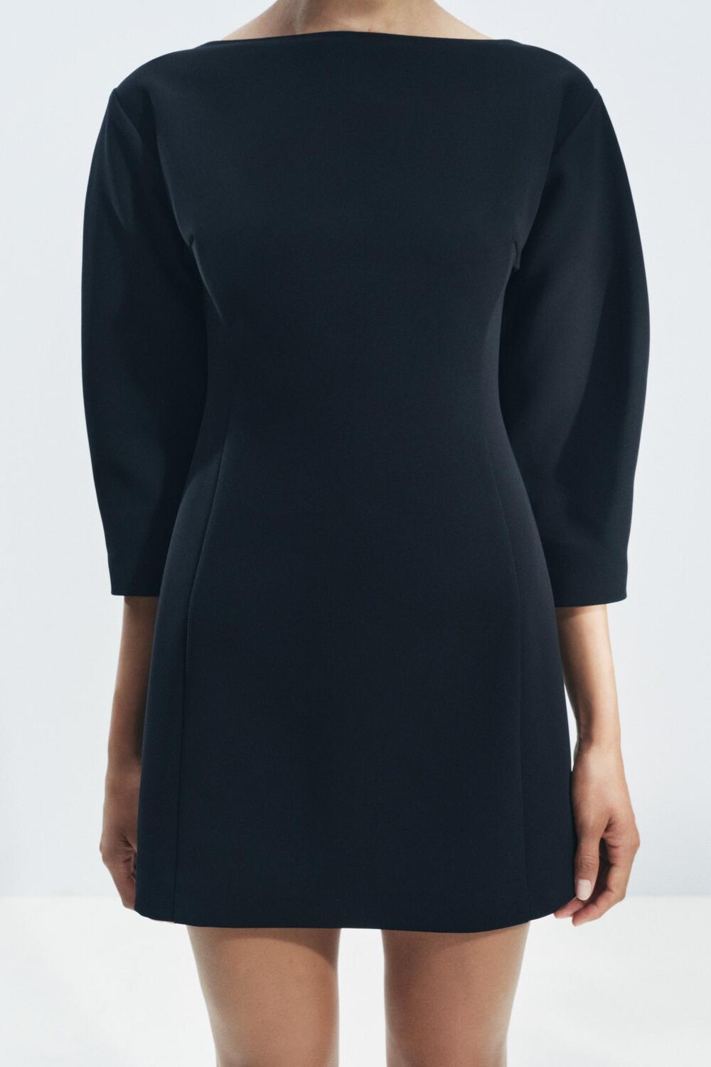 

Короткое платье ZARA, черный