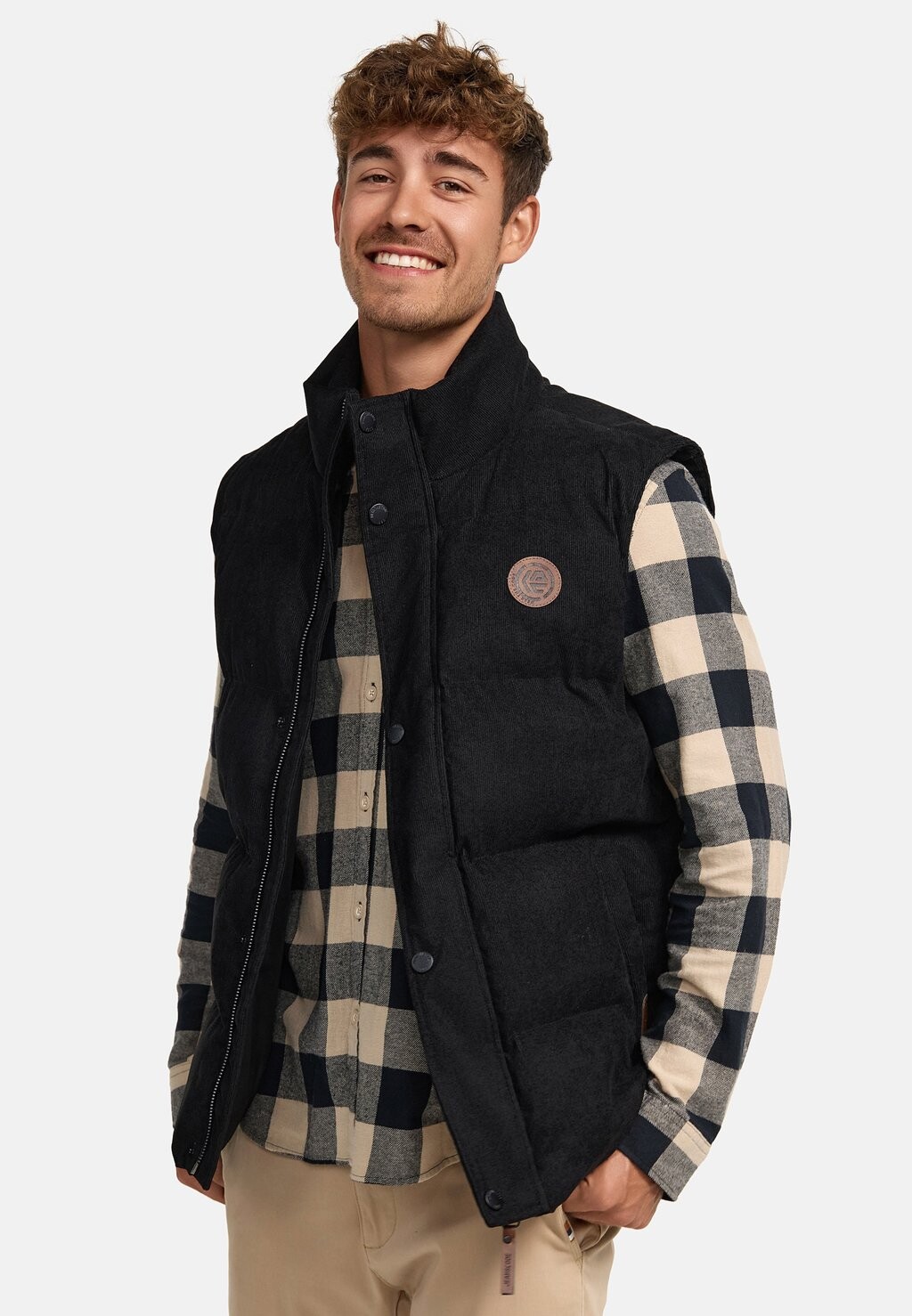 

Жилет COBBYN INDICODE JEANS, черный