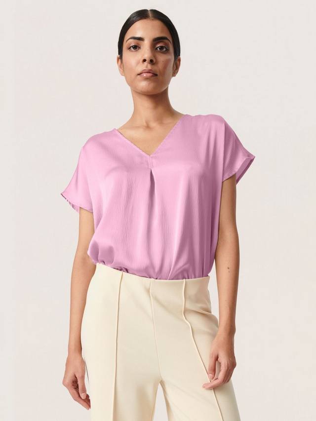

Блузка ioana с коротким рукавом и v-образным вырезом Soaked In Luxury, цвет Pastel Lavender