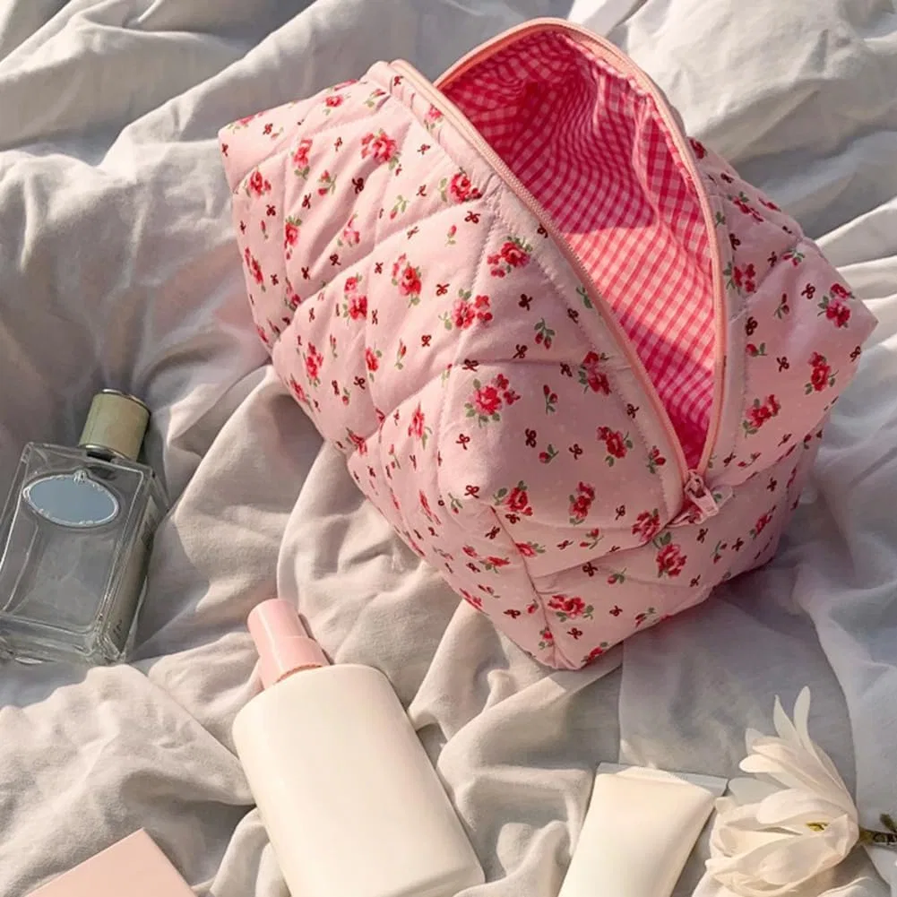 Косметичка дорожная стеганая с цветочным узором Amzlord, Pink — фото 3