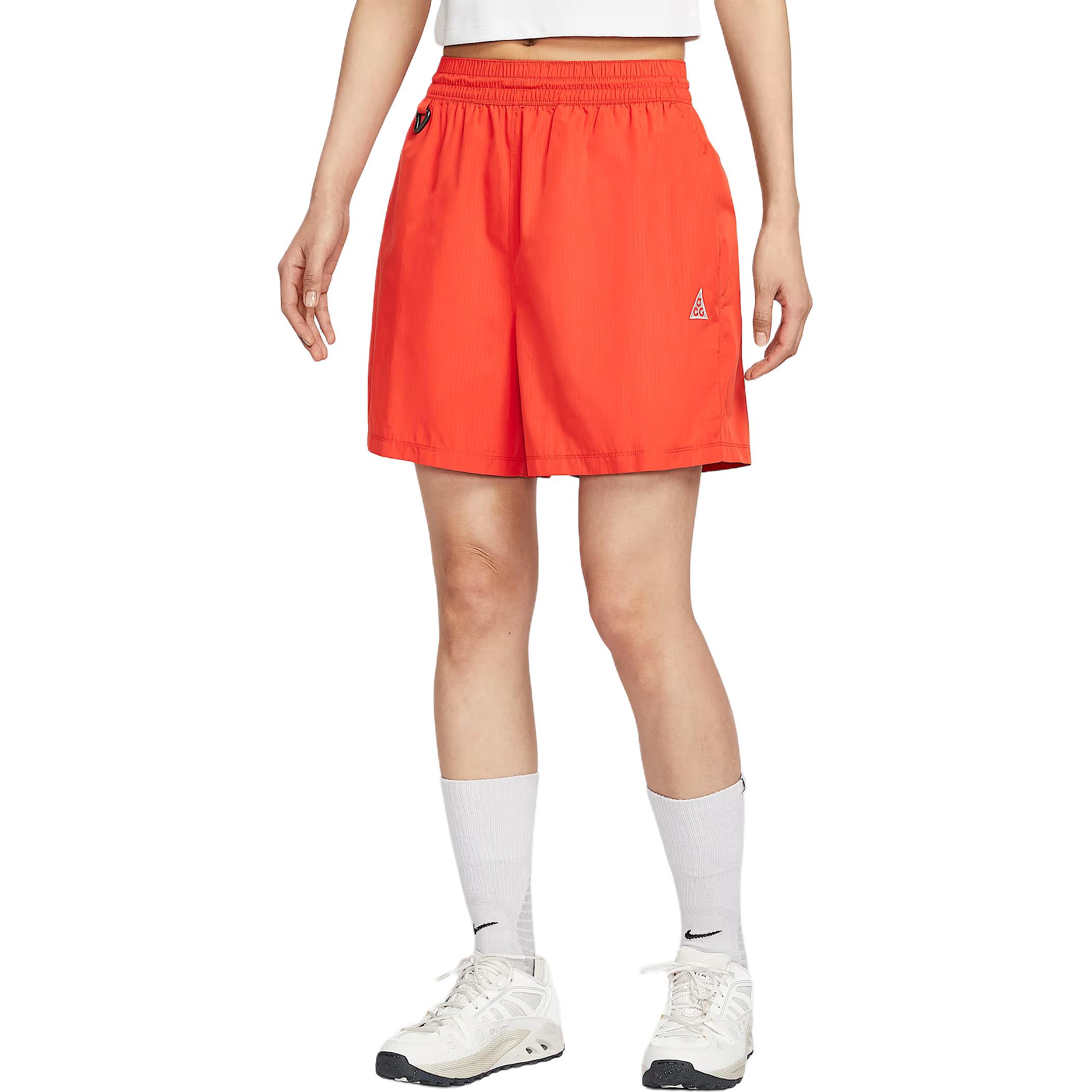 Женские шорты Casual ACG SS25 Passionate Red/Light Yellow Brown/Mountain White Nike, красный/светло- желтый коричневый/белый — фото 3