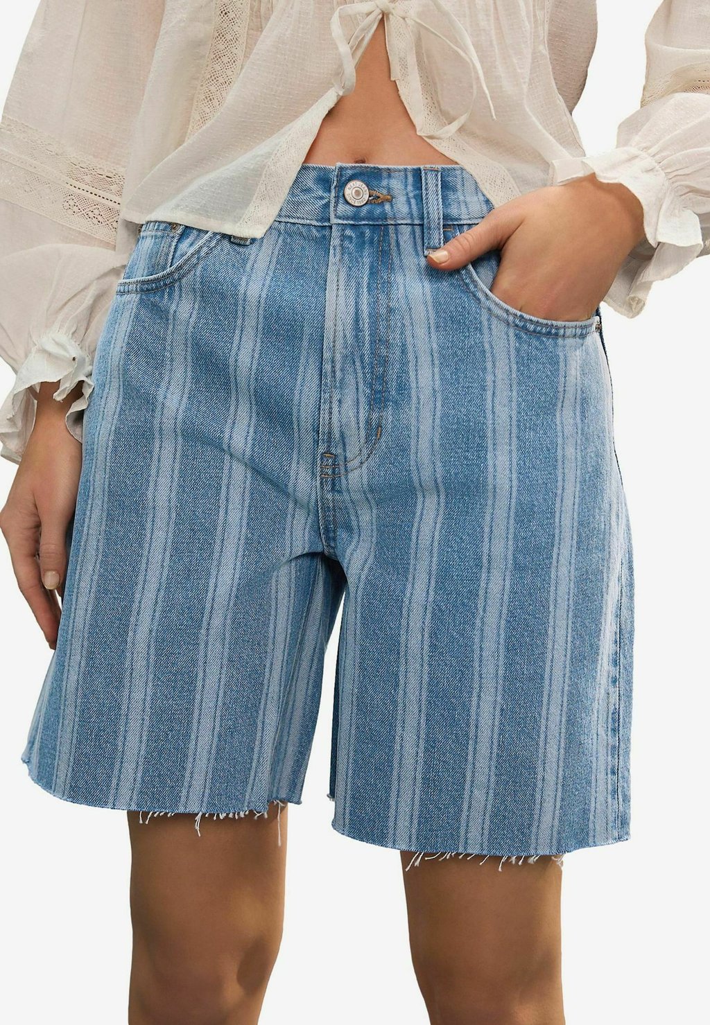 

Джинсовые шорты REGULAR FIT Next, синий