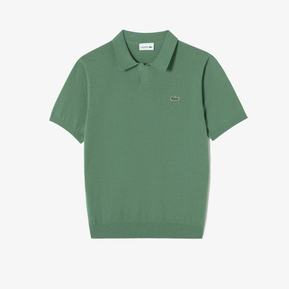 Мужской свитер поло из букле с открытым воротником зелёного цвета от Lacoste