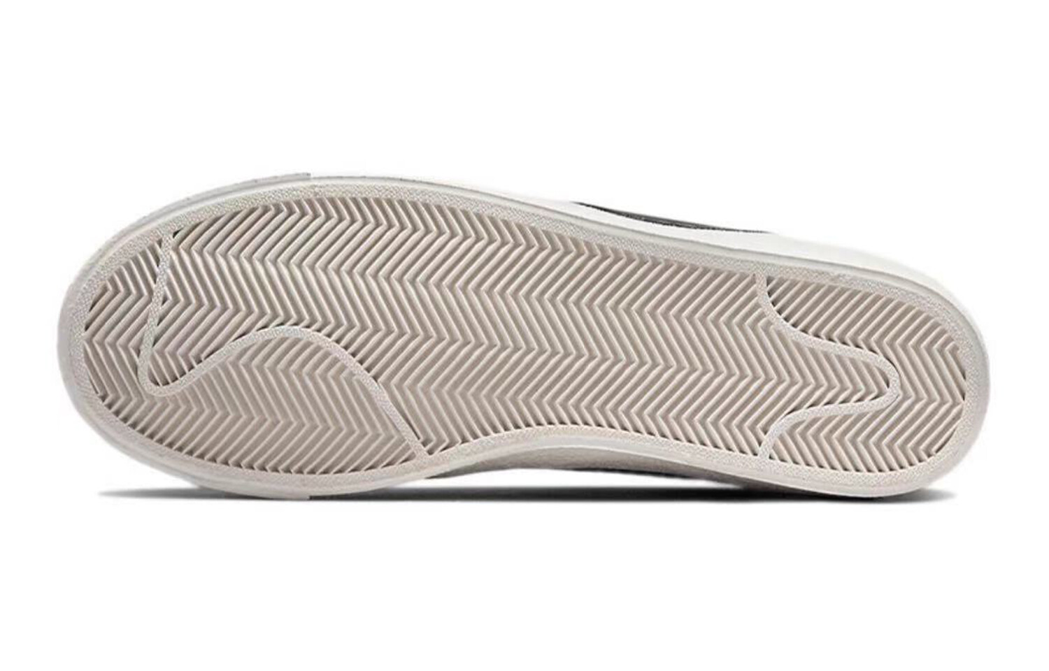 

Кроссовки Nike Blazer Skateboard Shoes Women's Low-Top White