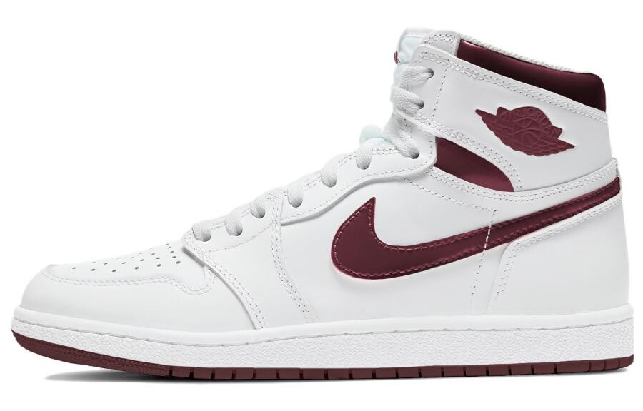 

Кроссовки Vintage Jordan Air Jordan 1, красный/белый