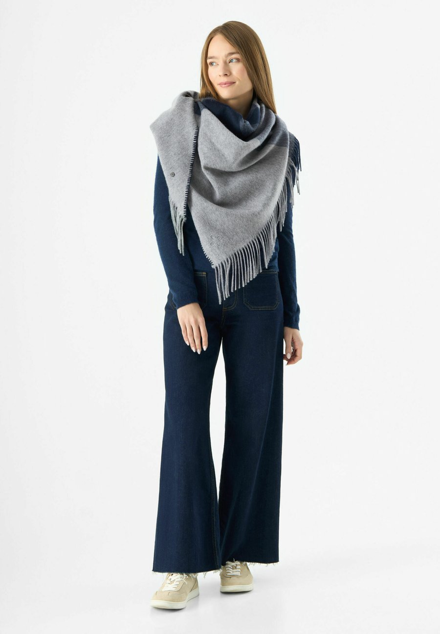 

Шарф Codello TRIANGLE CHECKS, Blau/Blue