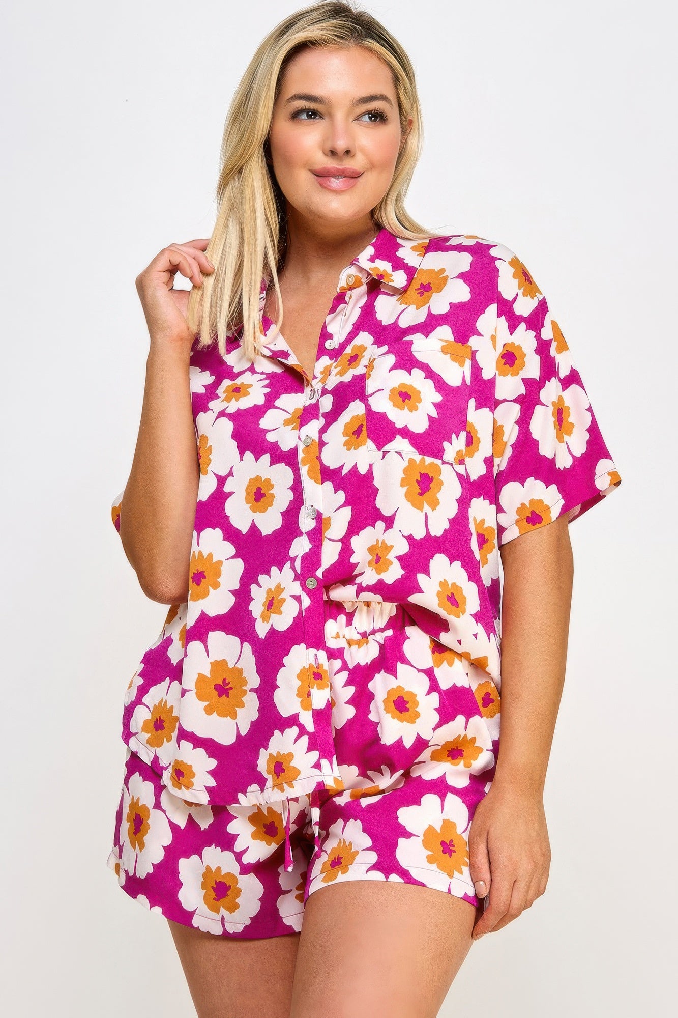 

Комплект из рубашки на пуговицах и шорт Truedames, пурпурный