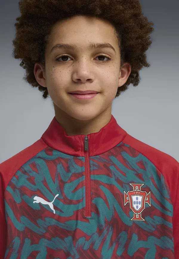 Толстовка для разминки Portugal National Team Wear Puma, цвет клубный красно-зеленый лагуна — фото 4