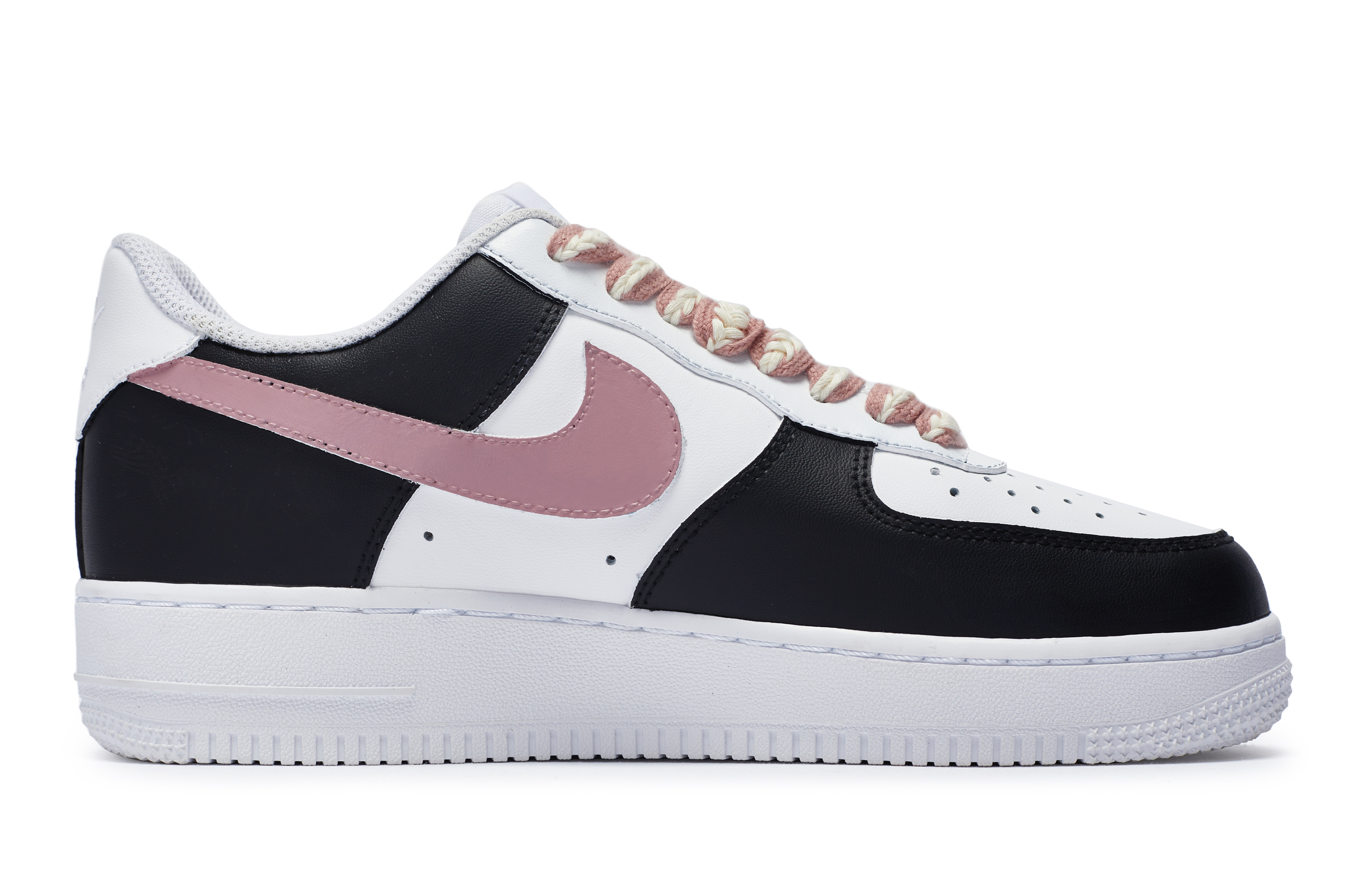 

Мужские кроссовки для скейтбординга Nike Air Force 1, White/Metallic Gold Coin/Black