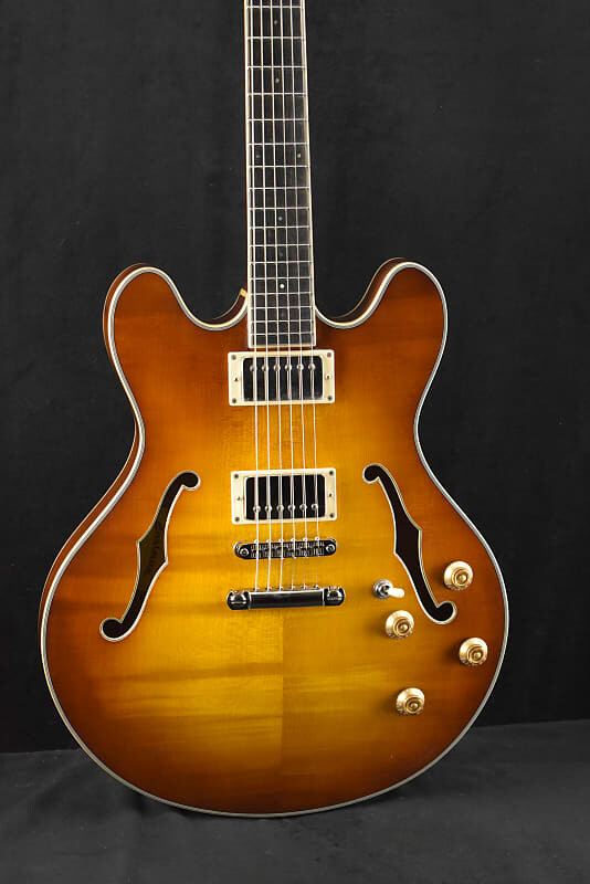 

Электрогитара Eastman T186MX-GB All Solid Carved Series Thinline Goldburst