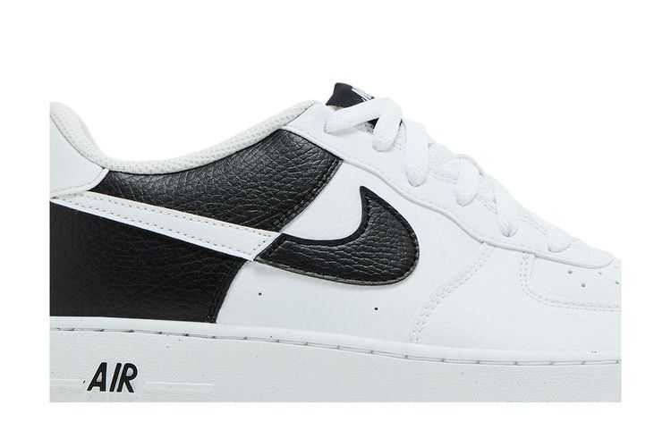Кроссовки Nike Air Force 1 Next Nature GS 'Split - White Black', белый — фото 3