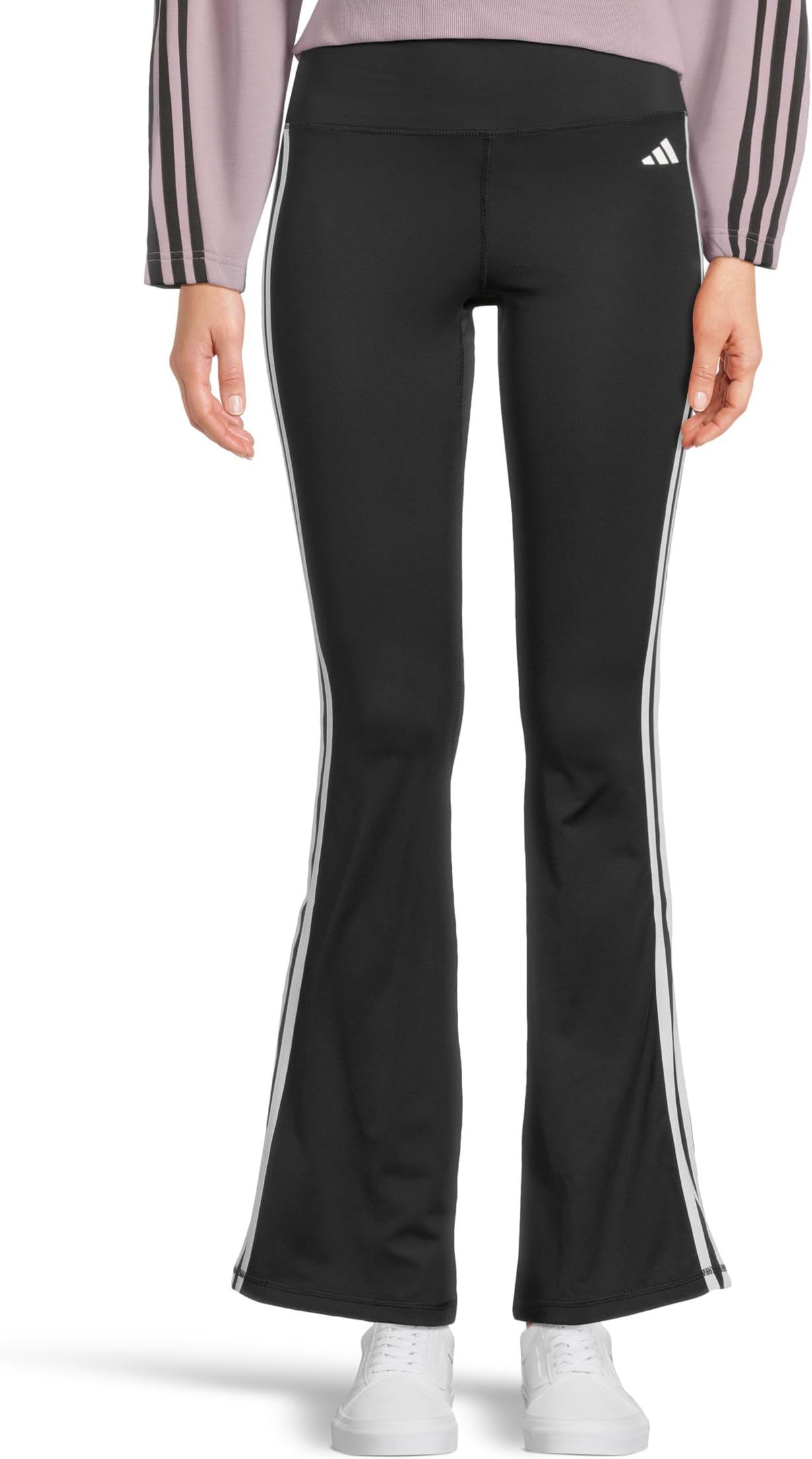 

Брюки adidas Training Essentials Flared Leggings, черный