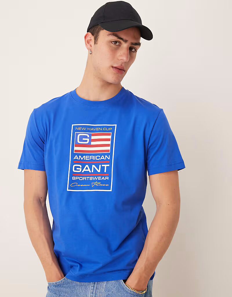 

Футболка GANT с принтом логотипа флага США, средне-синего цвета