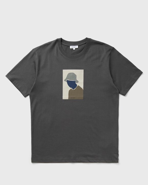 

Футболка Norse Projects Johannes Organic Bucket Hat Print Tee, цвет magnet grey