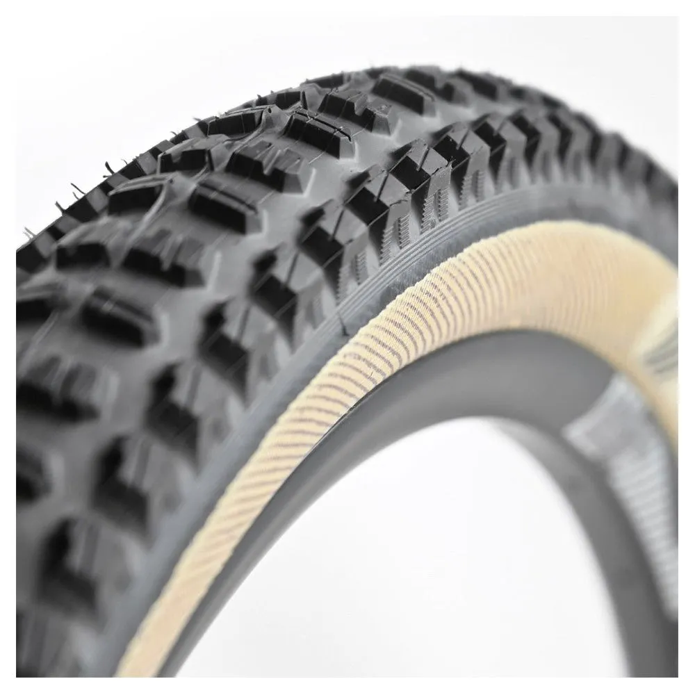 

Шина для горного велосипеда E-thirteen TRS Race All-Terrain Gen3 Trail Tubeless 29´´ x 2.40, золотой