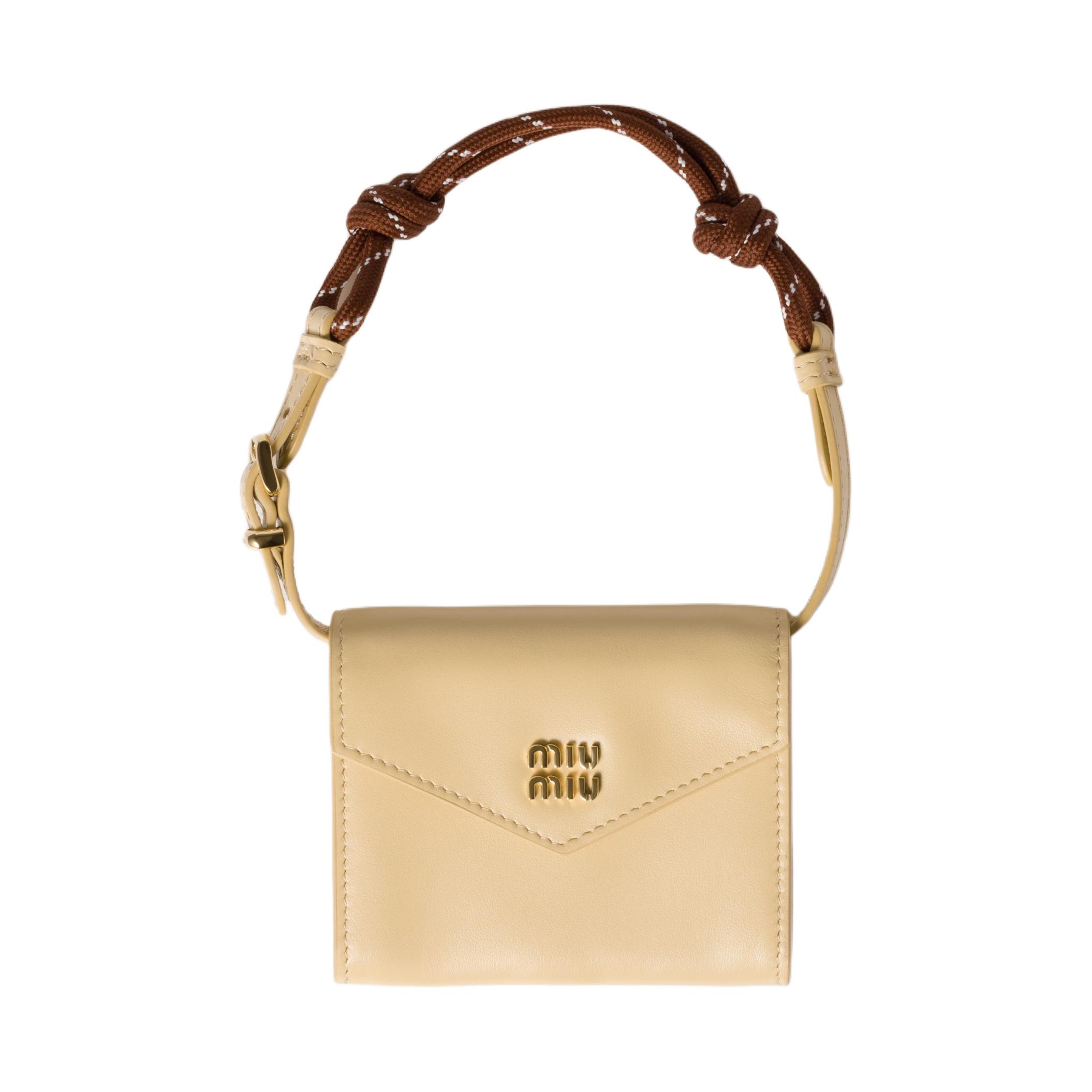 

MIU MIU Женский кошелек из коровьей кожи на одно плечо brown