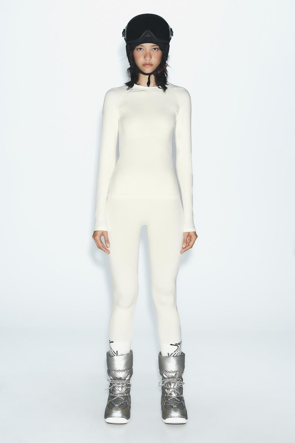 

Водоотталкивающие ботинки из коллекции лыжных ботинок ZARA, серебряный