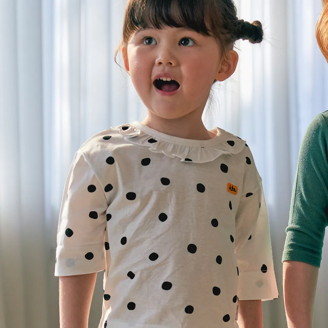 Детский комплект из 7/8 топа и брюк с оборками Sesame Black от Hoatatau
