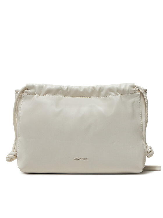 

Сумочка Drawstring Crossbody26 LV04K3060G Calvin Klein Jeans, экрю, Белый, Сумочка Drawstring Crossbody26 LV04K3060G Calvin Klein Jeans, экрю