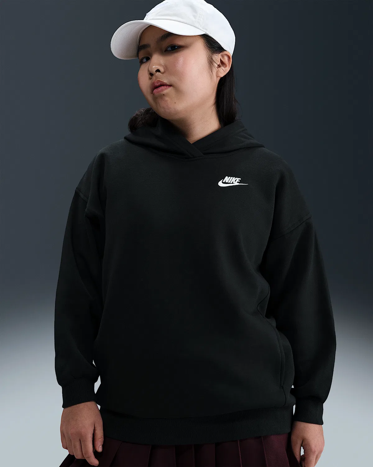 Детская (девочки) Oversized худи-пуловер (удлиненный размер) Nike Sportswear Club Fleece, Black/White