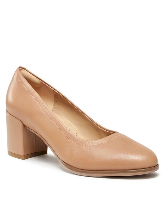 

Полуботинки Clarks, бежевый