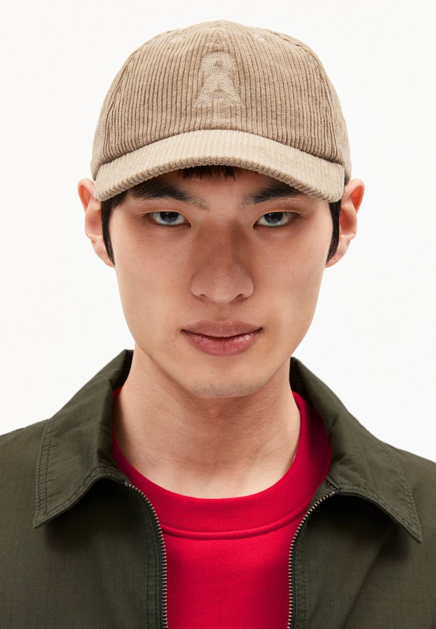 

Бейсболка ARMEDANGELS YENAAS, Light Oak/Beige