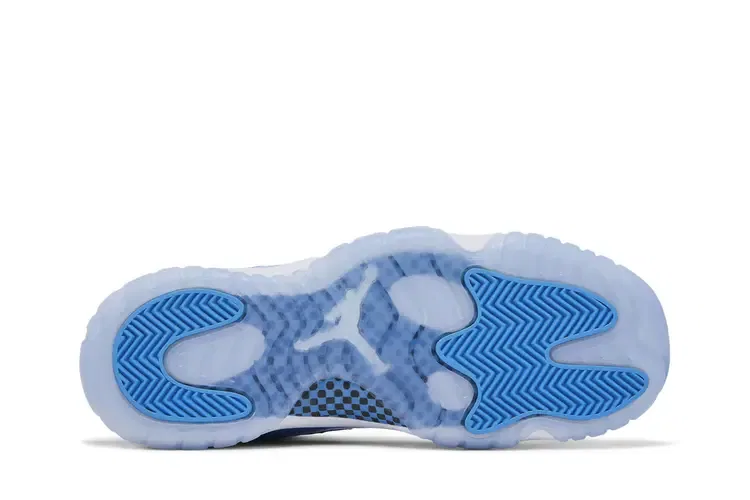 Кроссовки Air Jordan 11 Retro Low GS 2026, белый — фото 4