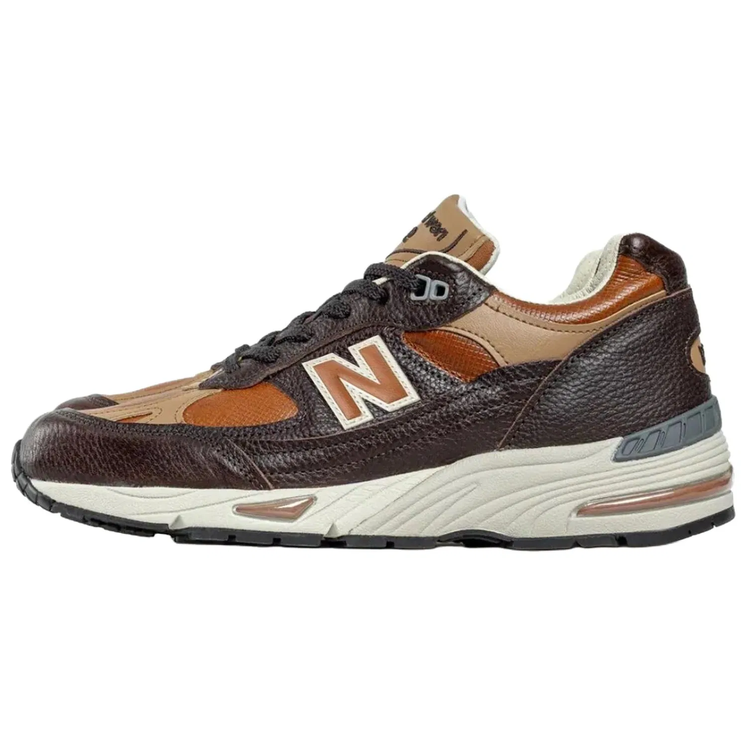 Кроссовки бежево-коричневые New Balance 991 v2