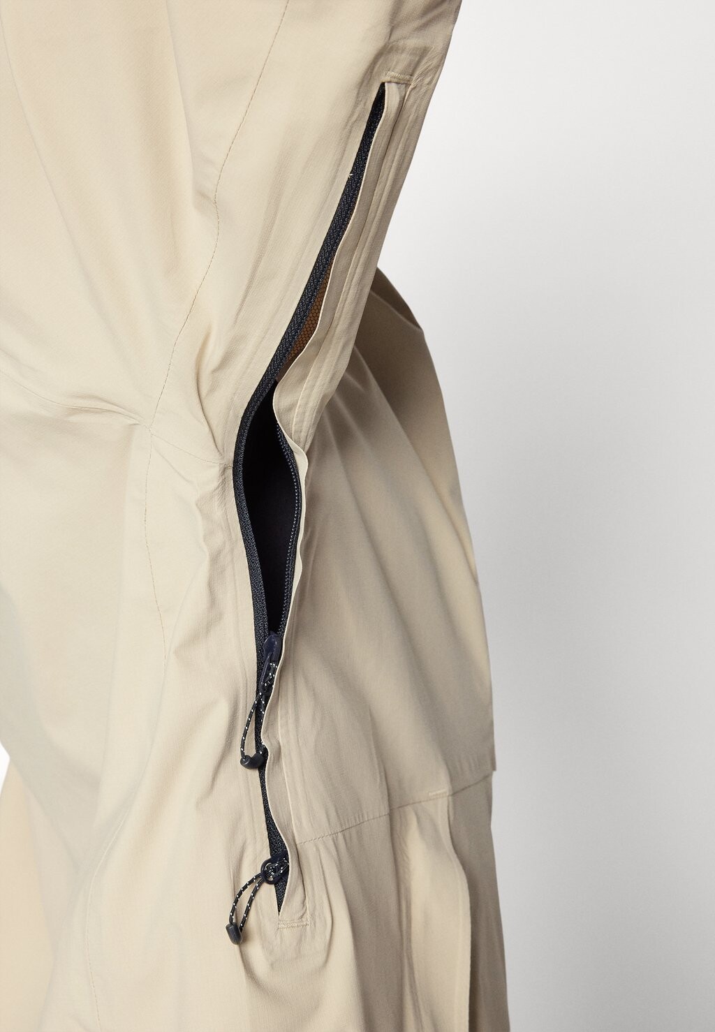 

Водонепроницаемая куртка OUTERPATH 2.5L PRO JACKET Salomon, белый