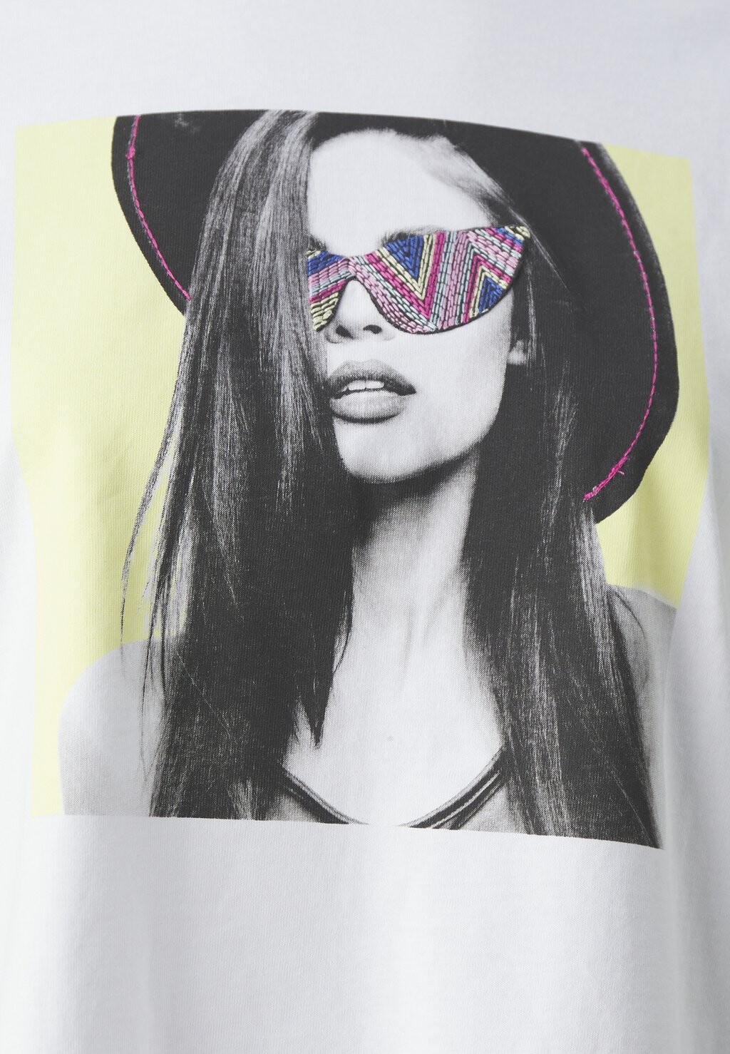 

Футболка с принтом Onlhalia Sunglasses Box ONLY, белый