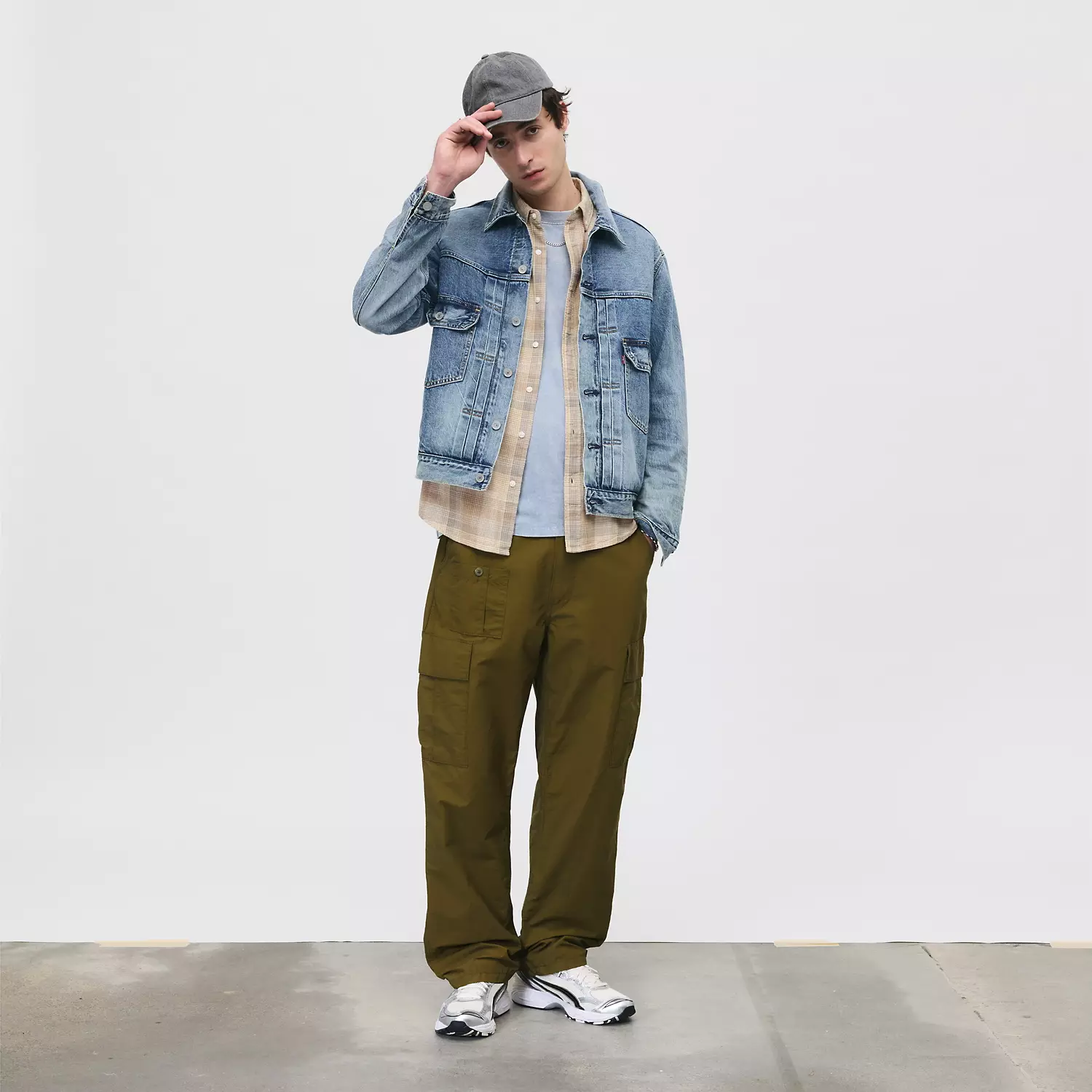

Легкие мужские брюки Parachute Cargo Levi's, цвет Dark Olive - Green