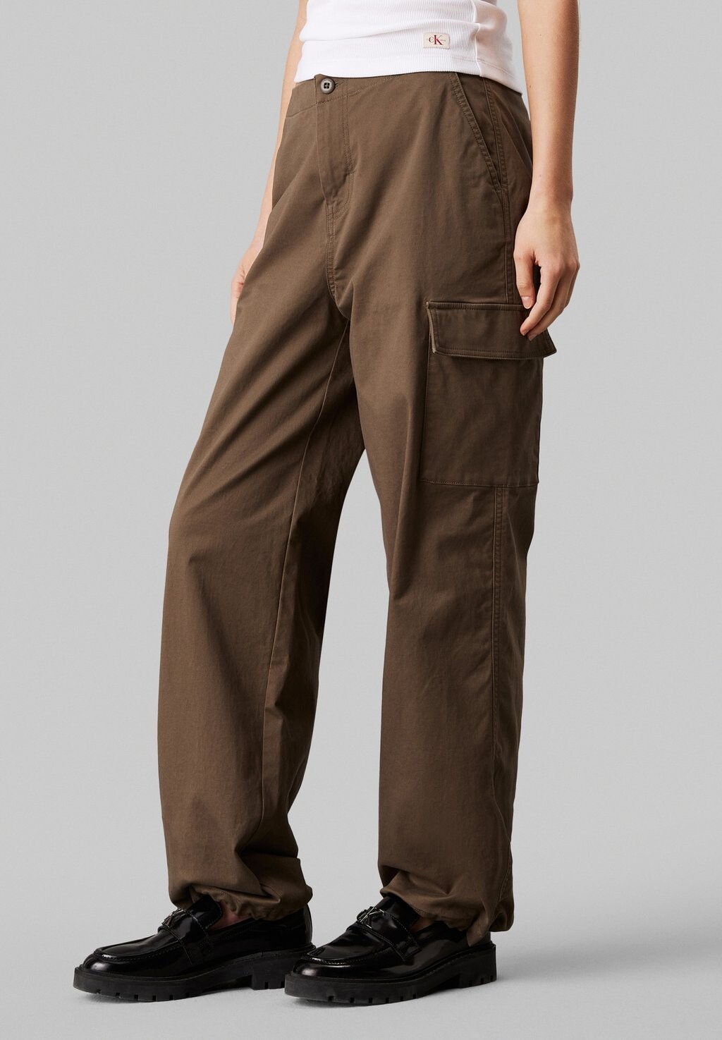 

Брюки карго Calvin Klein Jeans, коричневый