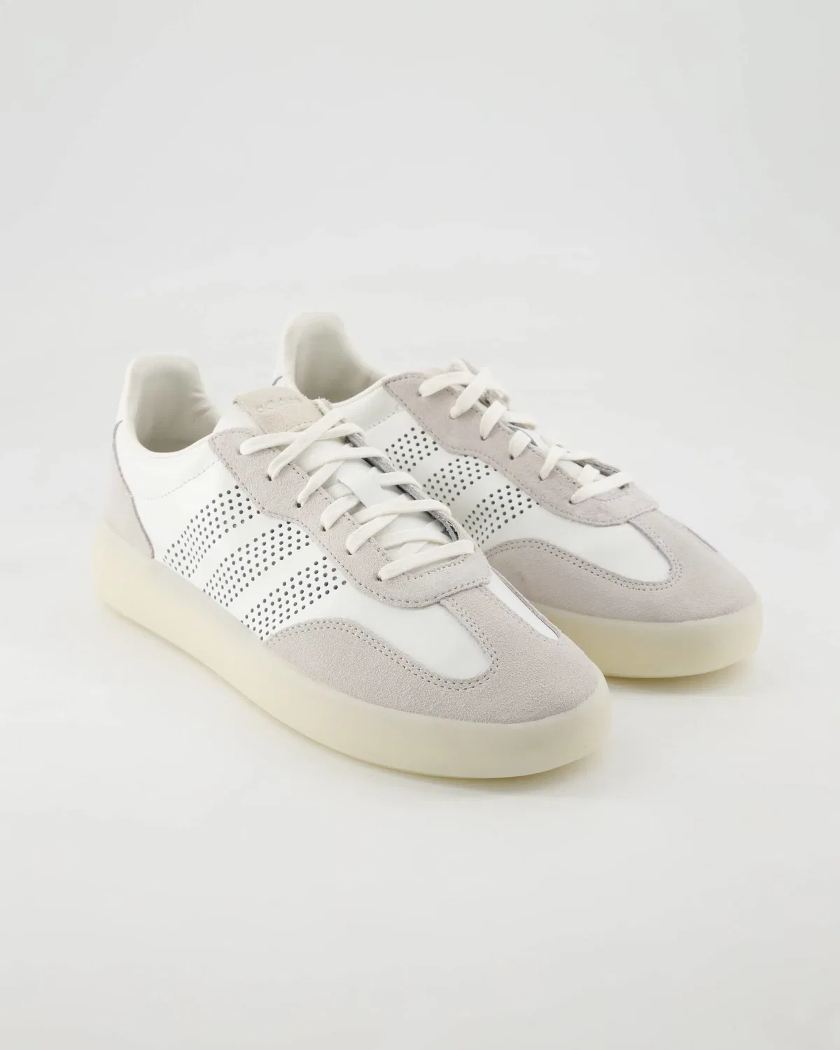 Кроссовки низкие из кожи Adidas, серый
