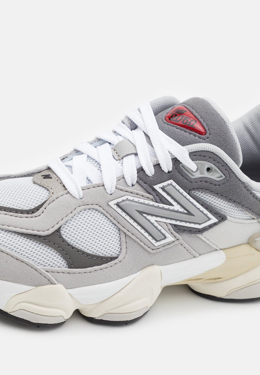 Низкие кеды 9060 Unisex New Balance, серые — фото 4
