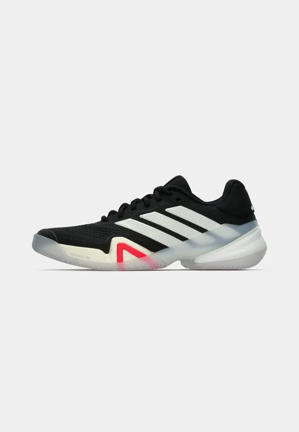 Теннисные кроссовки barricade 14 для игры на всех типах кортов Adidas Performance, Core Black/Metallic/Lucid Red — фото 2