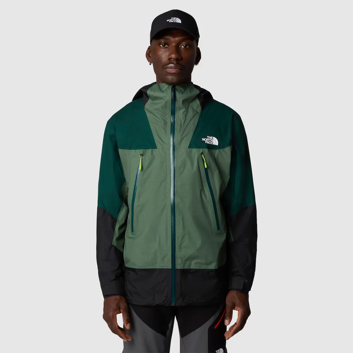 

Куртка мужская North Face DryVent 2.5 Signal The North Face, зеленый