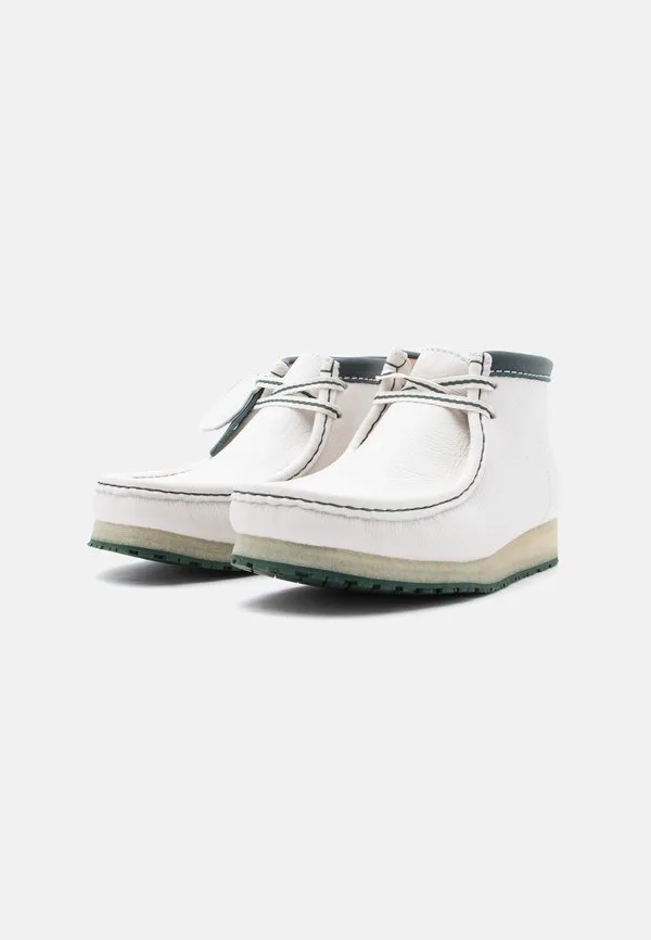 Ботинки walla на шнуровке до щиколотки Clarks Originals, White — фото 2