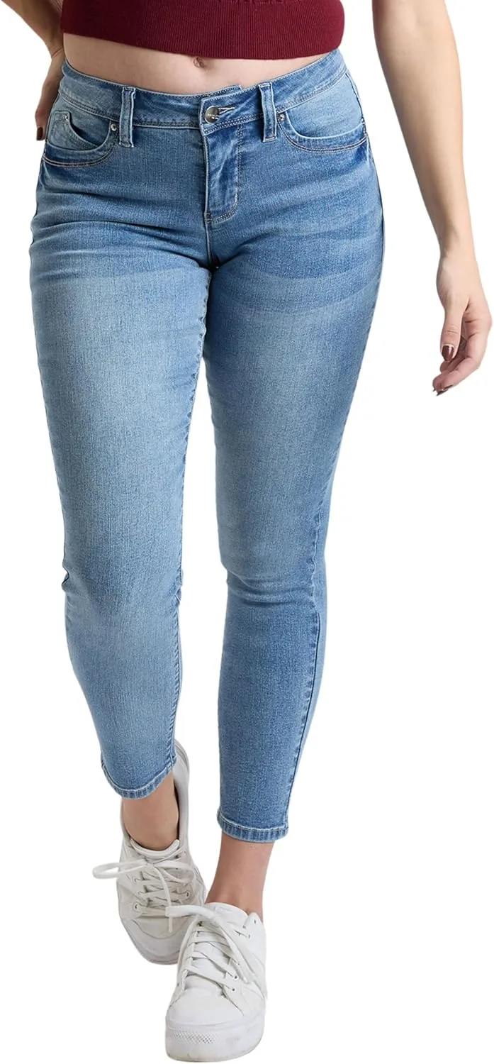 

Royalty For Me Women's High Rise Curve Confidence Wannabettabutt Skinny Jeans, Wp998775