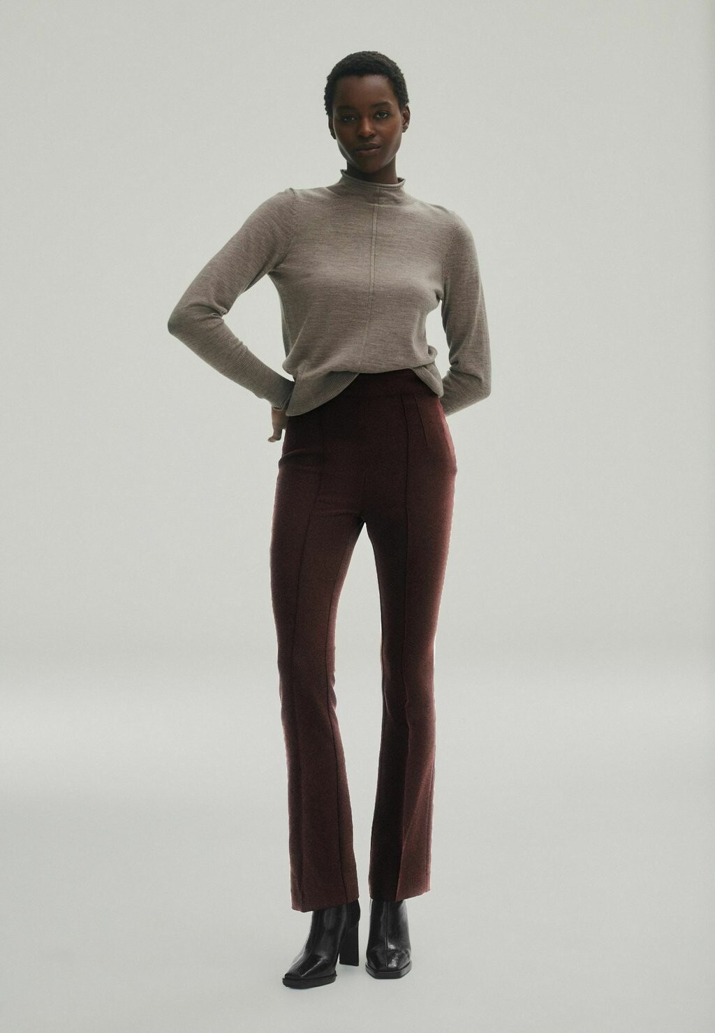 

Брюки Pleat Front Next, цвет chocolate brown