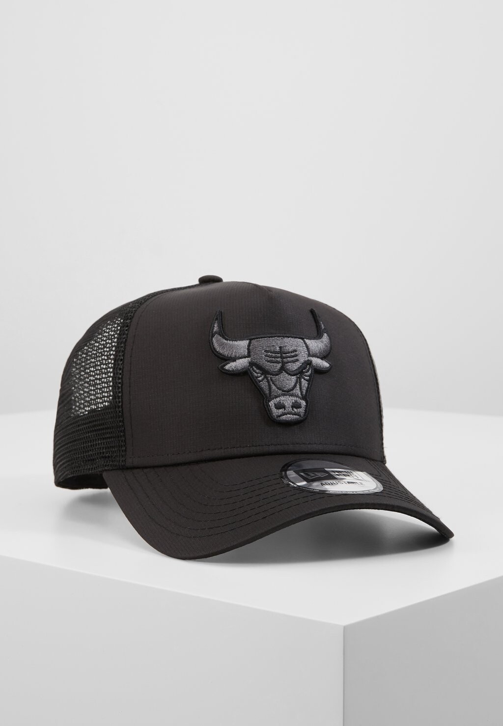 

Бейсболка TONAL AFRAME TRUCKER New Era, цвет black