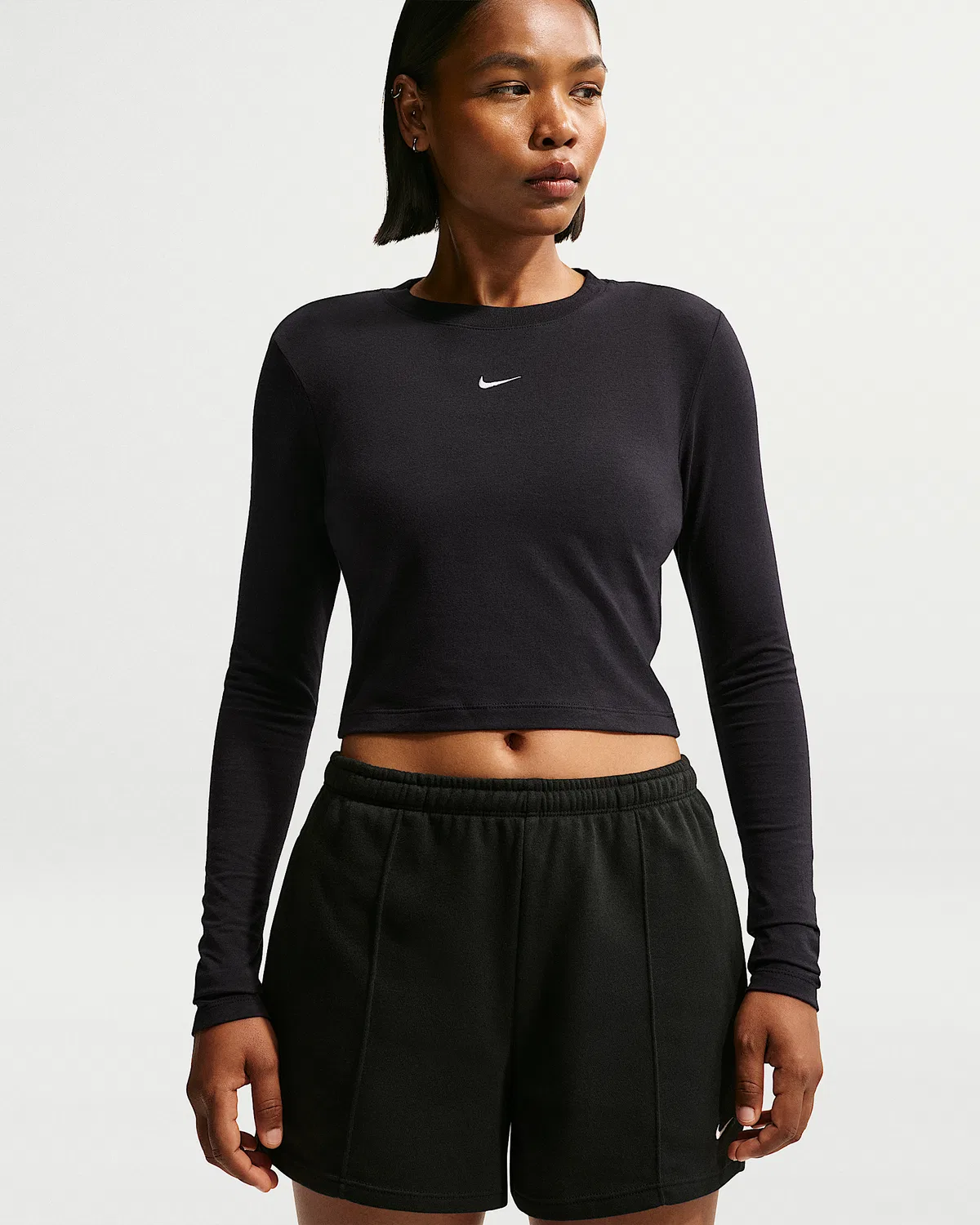 Женский облегающий лонгслив укороченный Nike Sportswear Chill Knit, Black/White