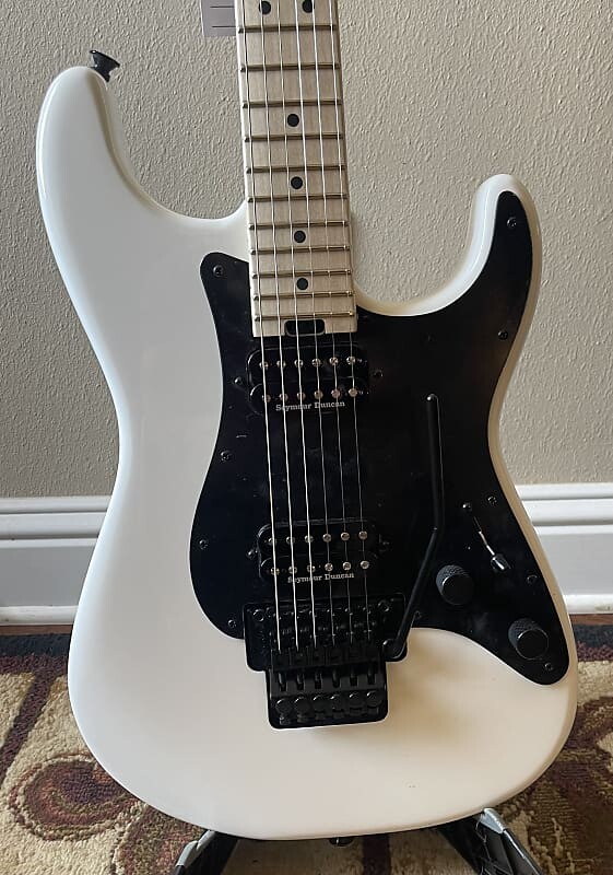 

Электрогитара Charvel PRO-MOD SO-CAL STYLE 1 HH FR 2002